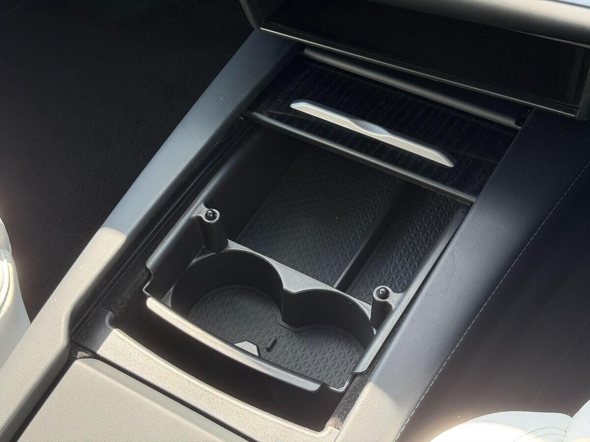 Tesla Model X Model X Gallery Image