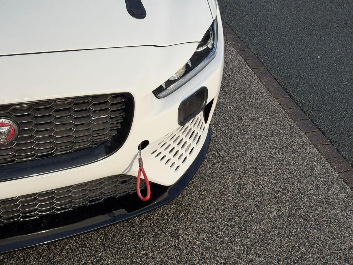 Jaguar XE XE Gallery Image