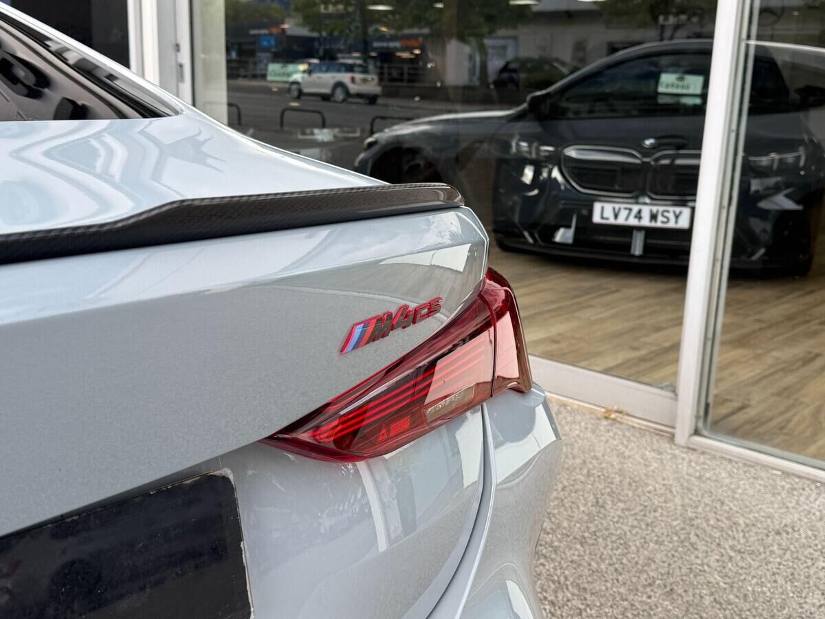 BMW M4 M4 Gallery Image