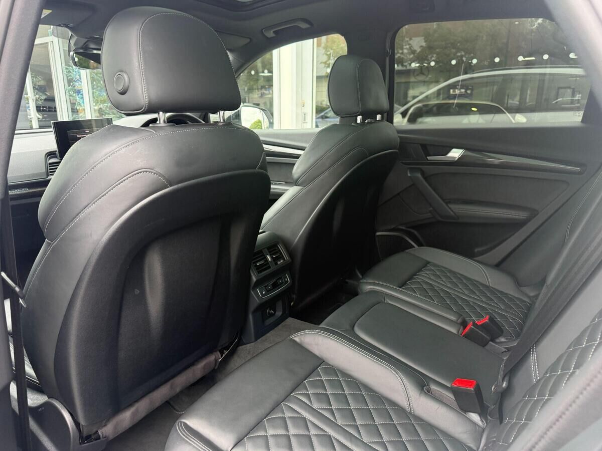 Audi SQ5 SQ5 Gallery Image