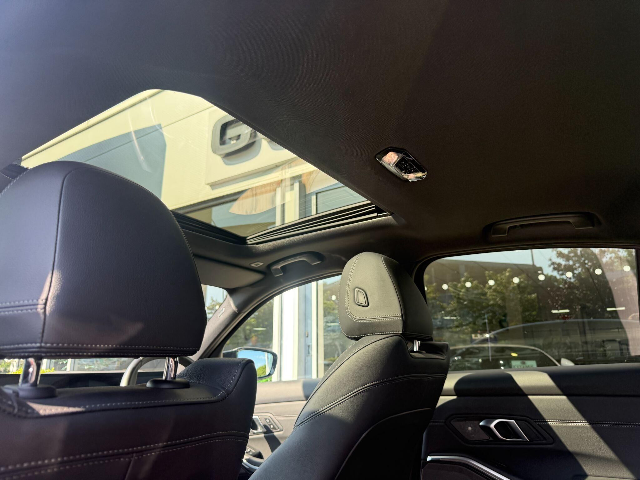 BMW 3 Series 3 Series Gallery Image