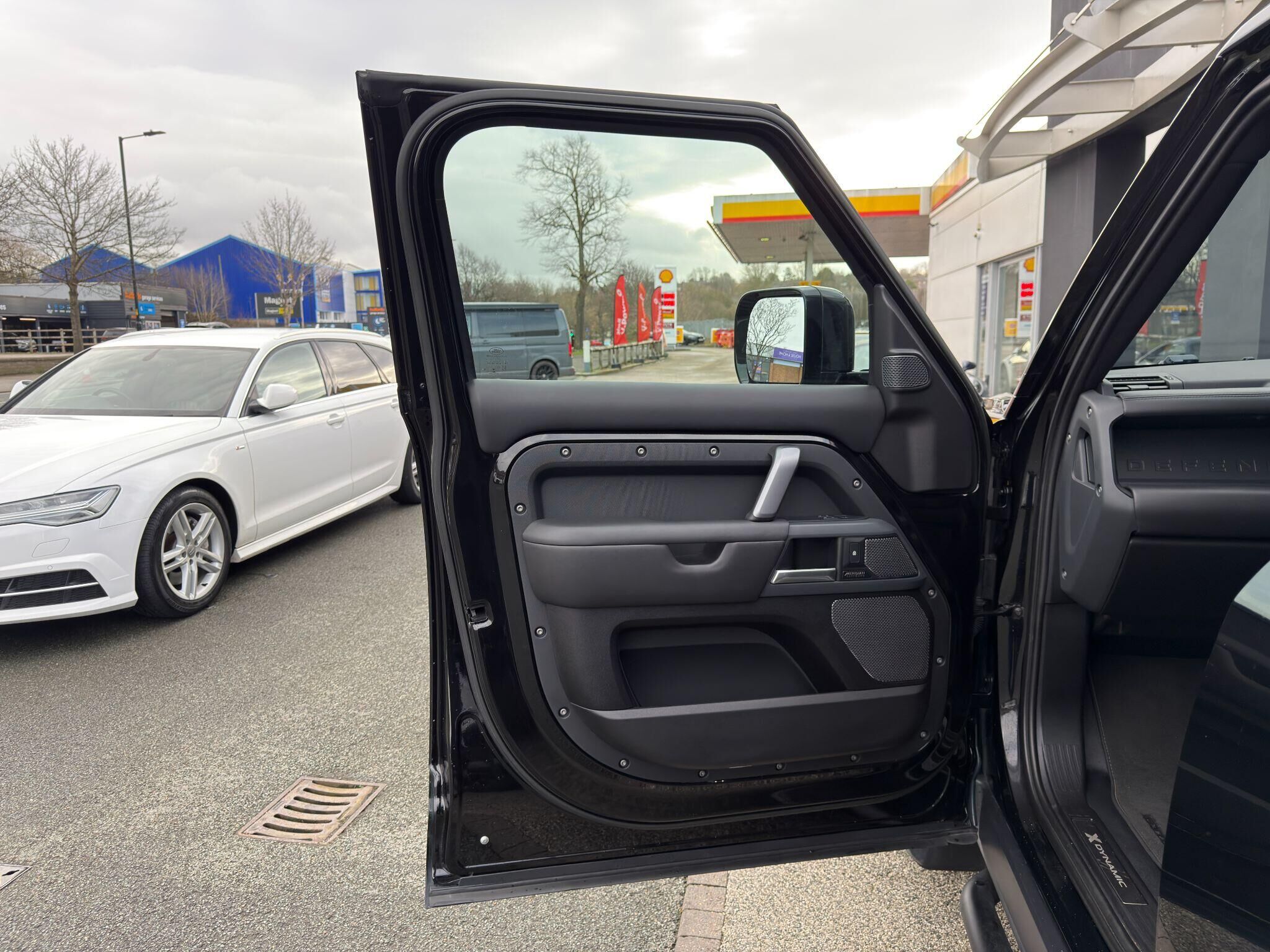 Land Rover Defender 110 Defender 110 Gallery Image