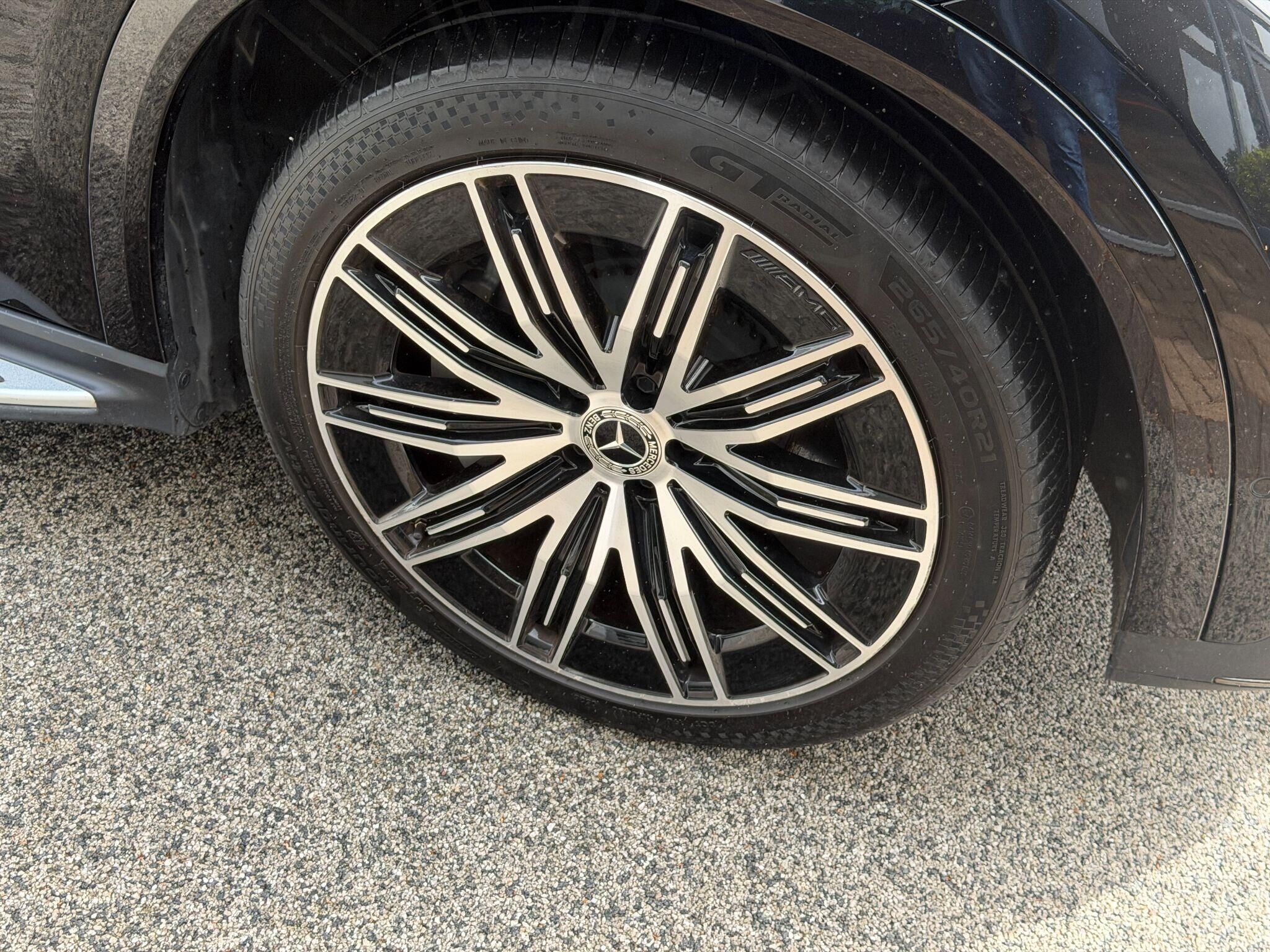 Mercedes-Benz EQE EQE Gallery Image