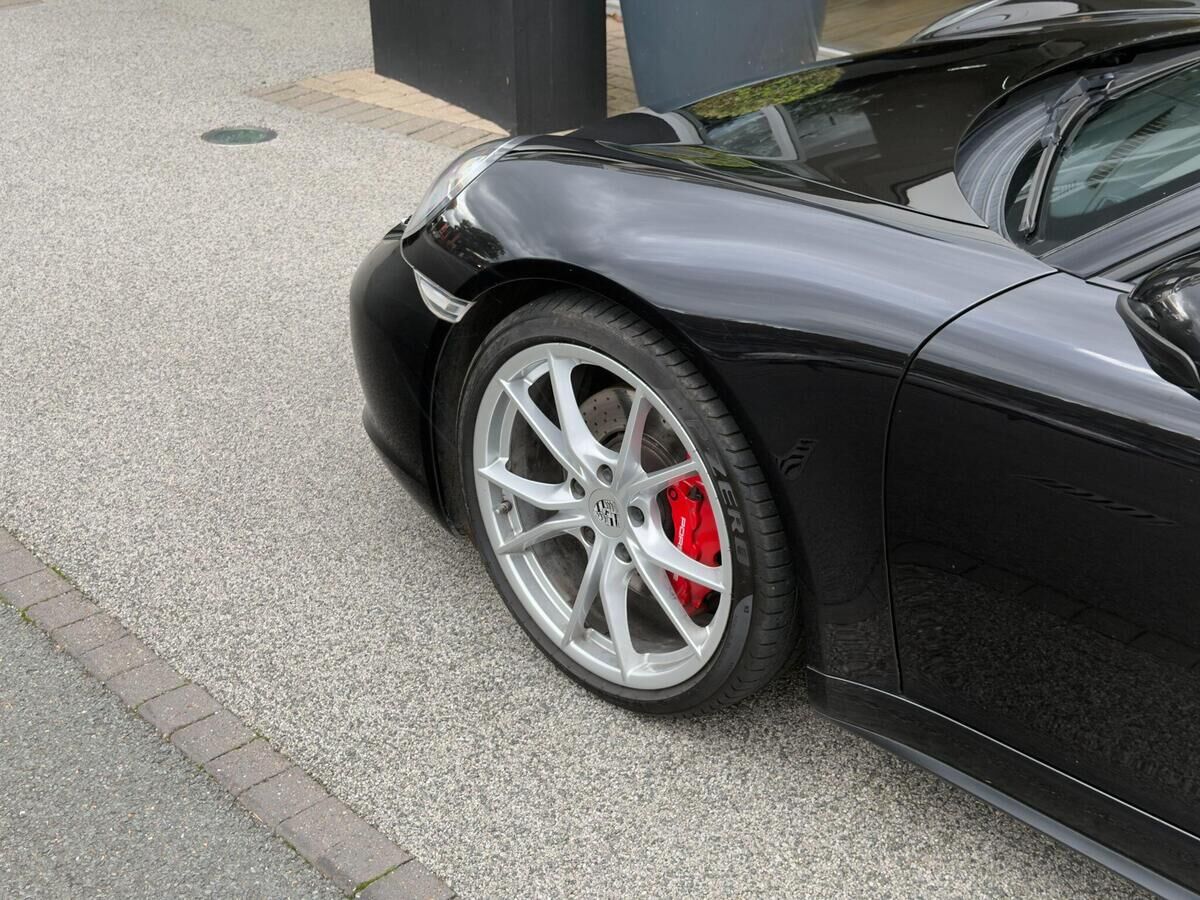 Porsche 911 911 Gallery Image