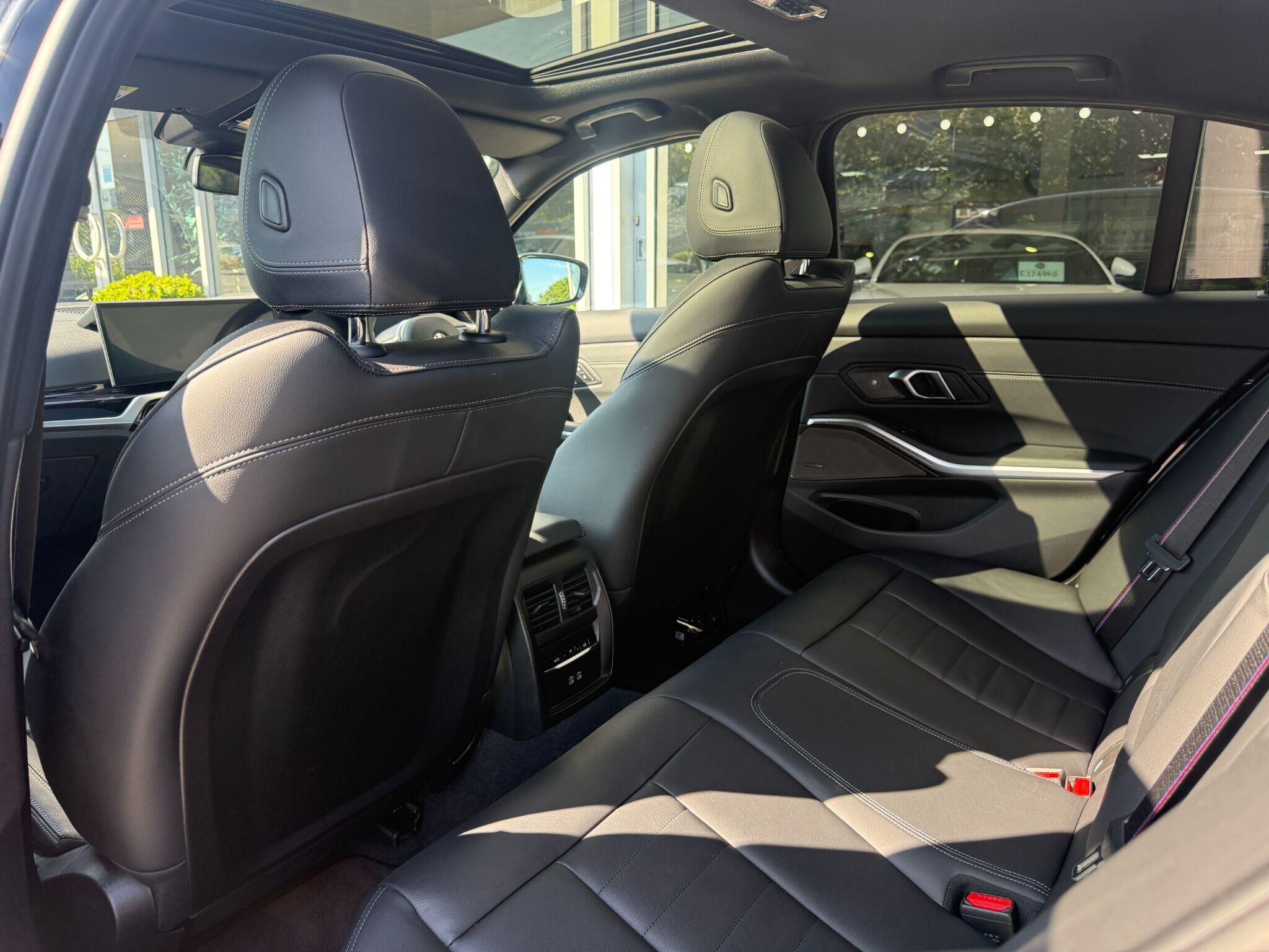 BMW 3 Series 3 Series Gallery Image