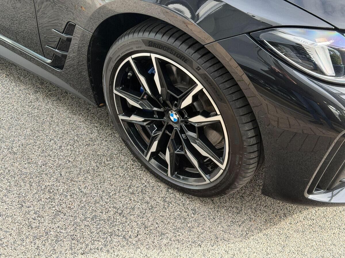BMW i4 i4 Gallery Image