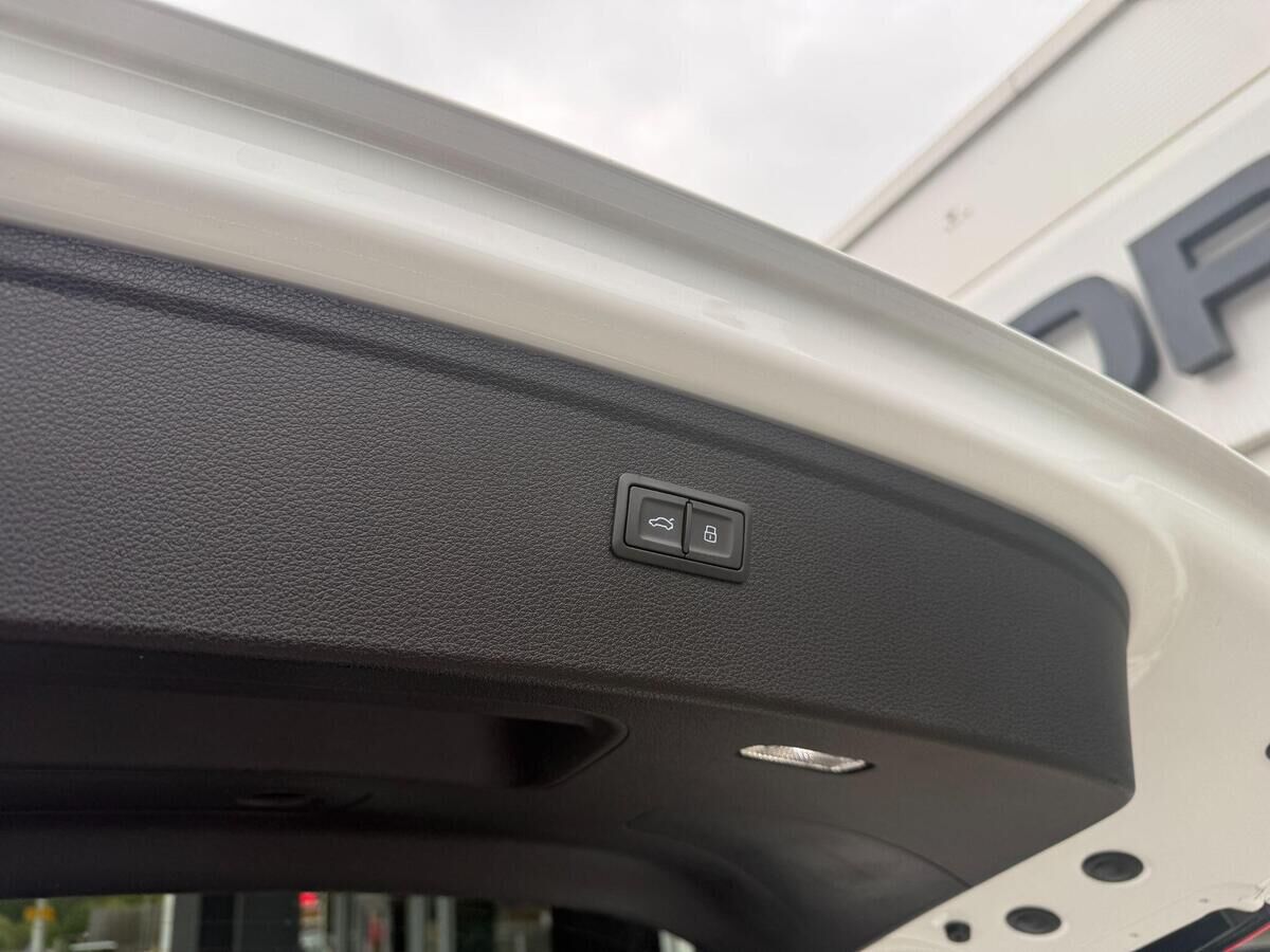 Audi SQ5 SQ5 Gallery Image