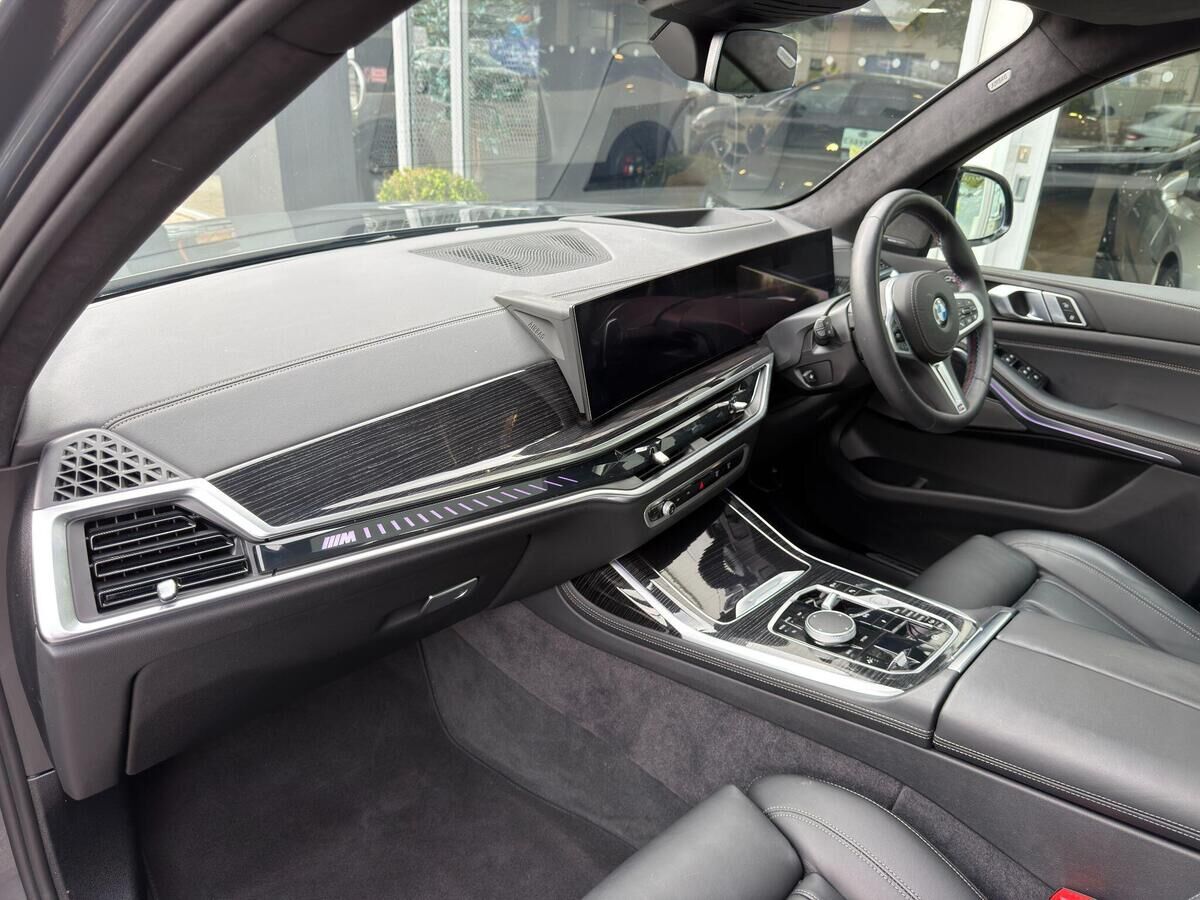 BMW X7 X7 Gallery Image