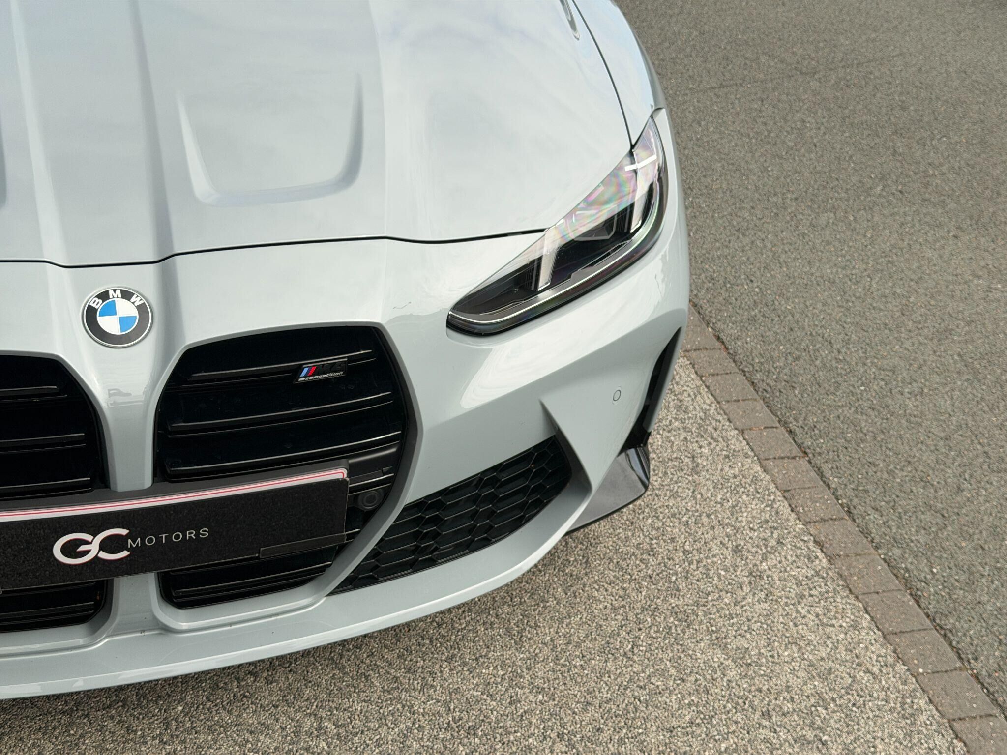 BMW M4 M4 Gallery Image