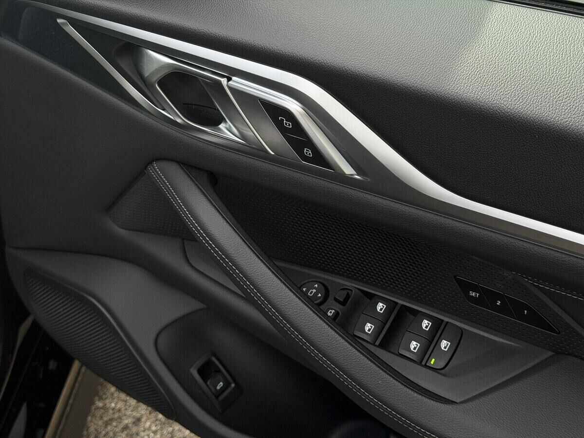 BMW i4 i4 Gallery Image