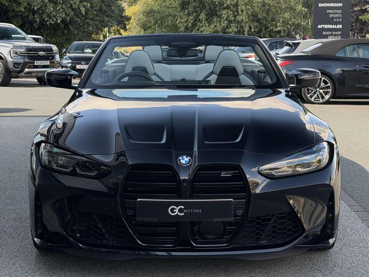 BMW M4 M4 Gallery Image