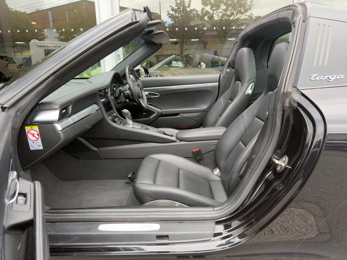 Porsche 911 911 Gallery Image
