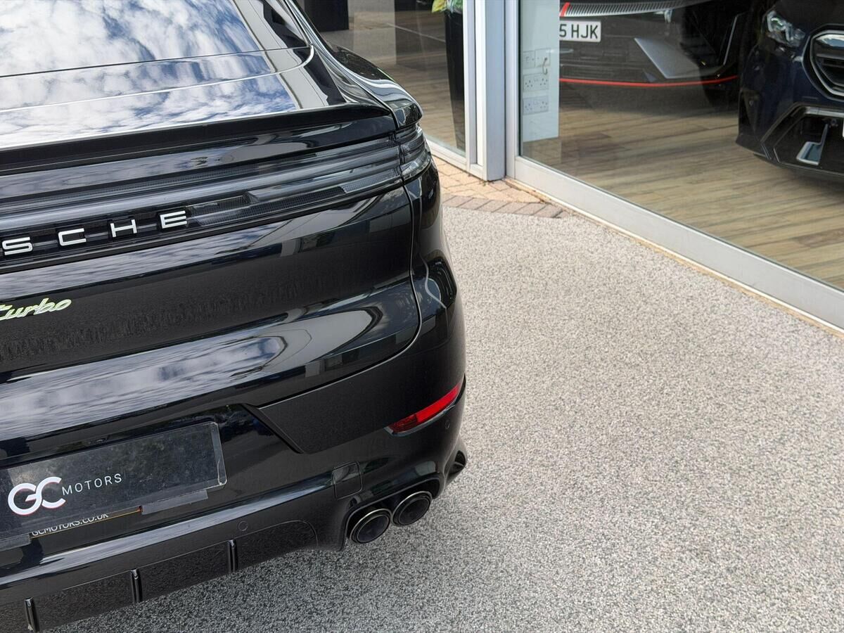 Porsche Cayenne Cayenne Gallery Image