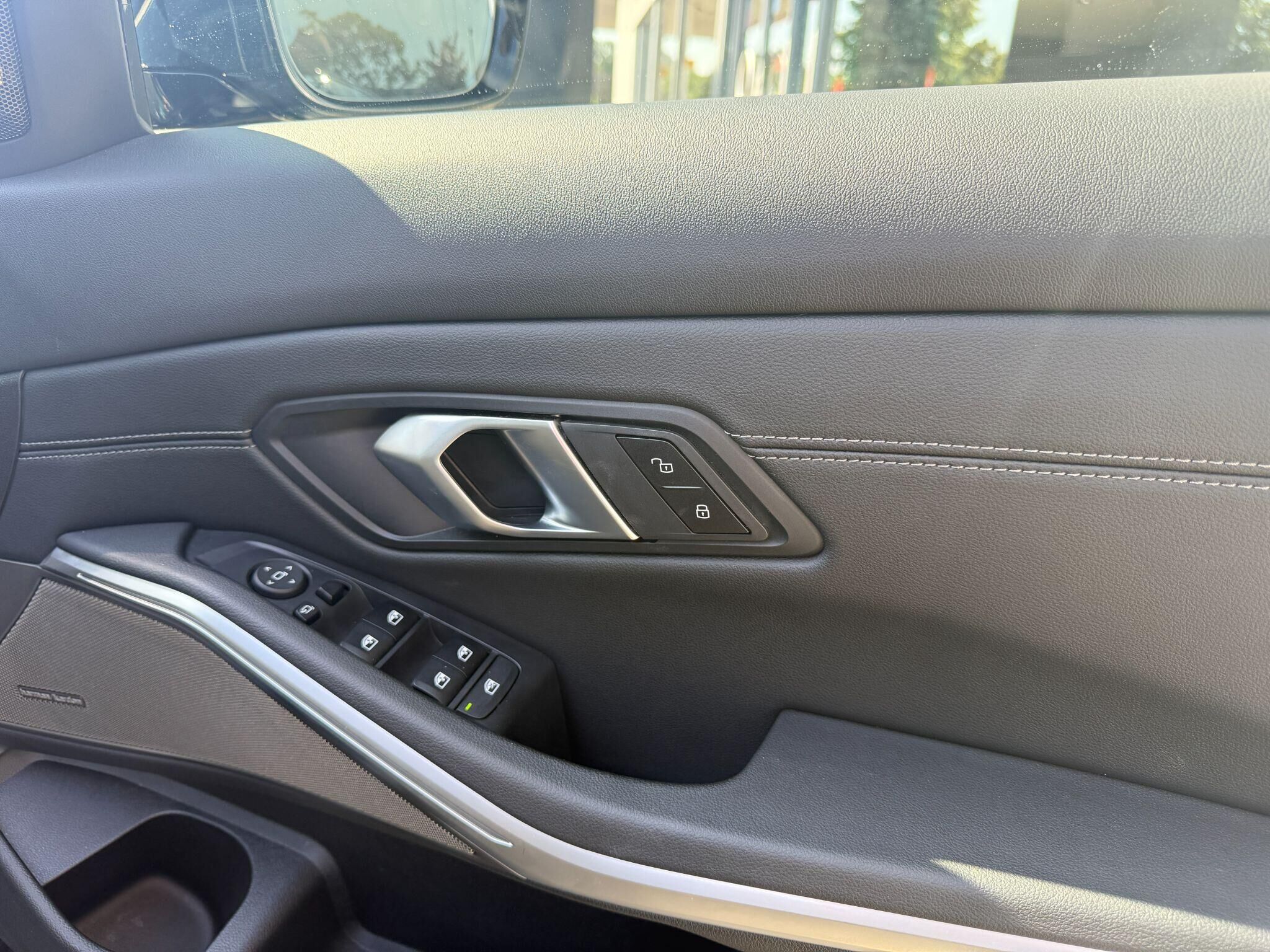BMW 3 Series 3 Series Gallery Image