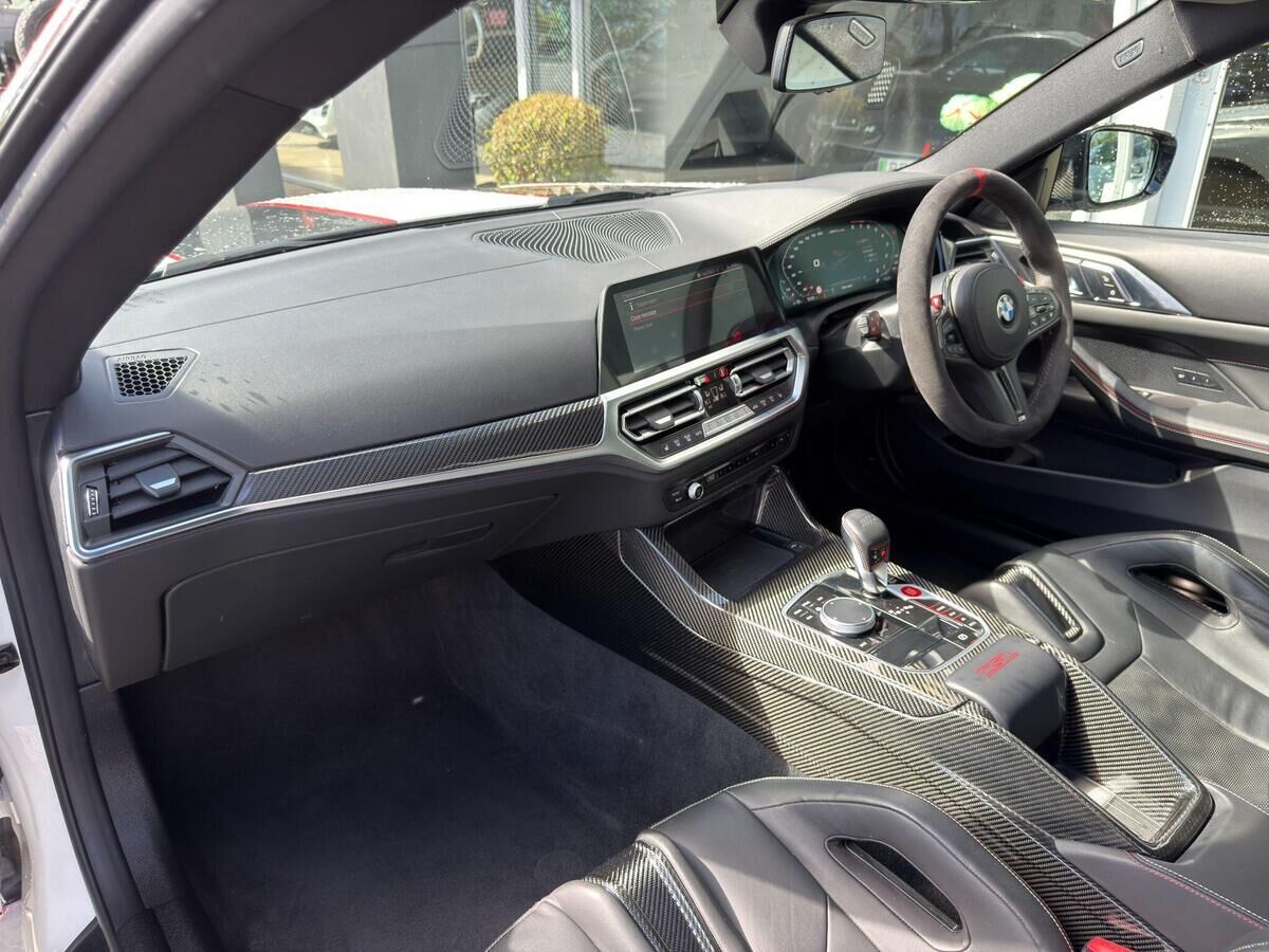 BMW M4 M4 Gallery Image