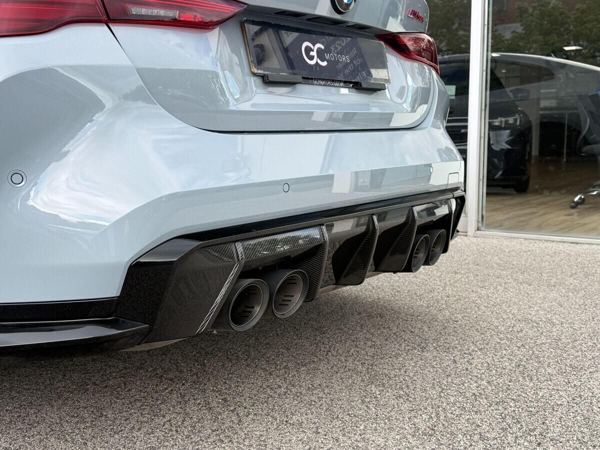 BMW M4 M4 Gallery Image