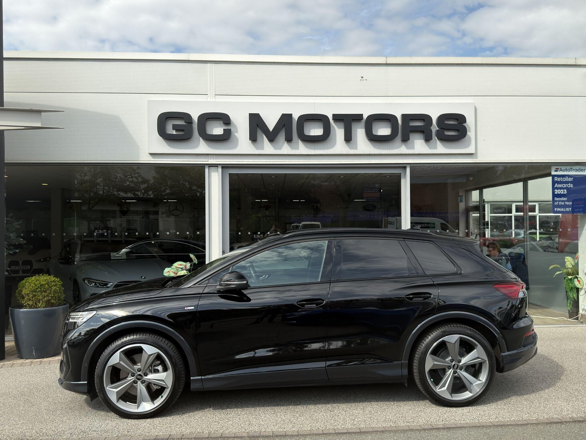 Audi Q4 e-tron Q4 e-tron Gallery Image