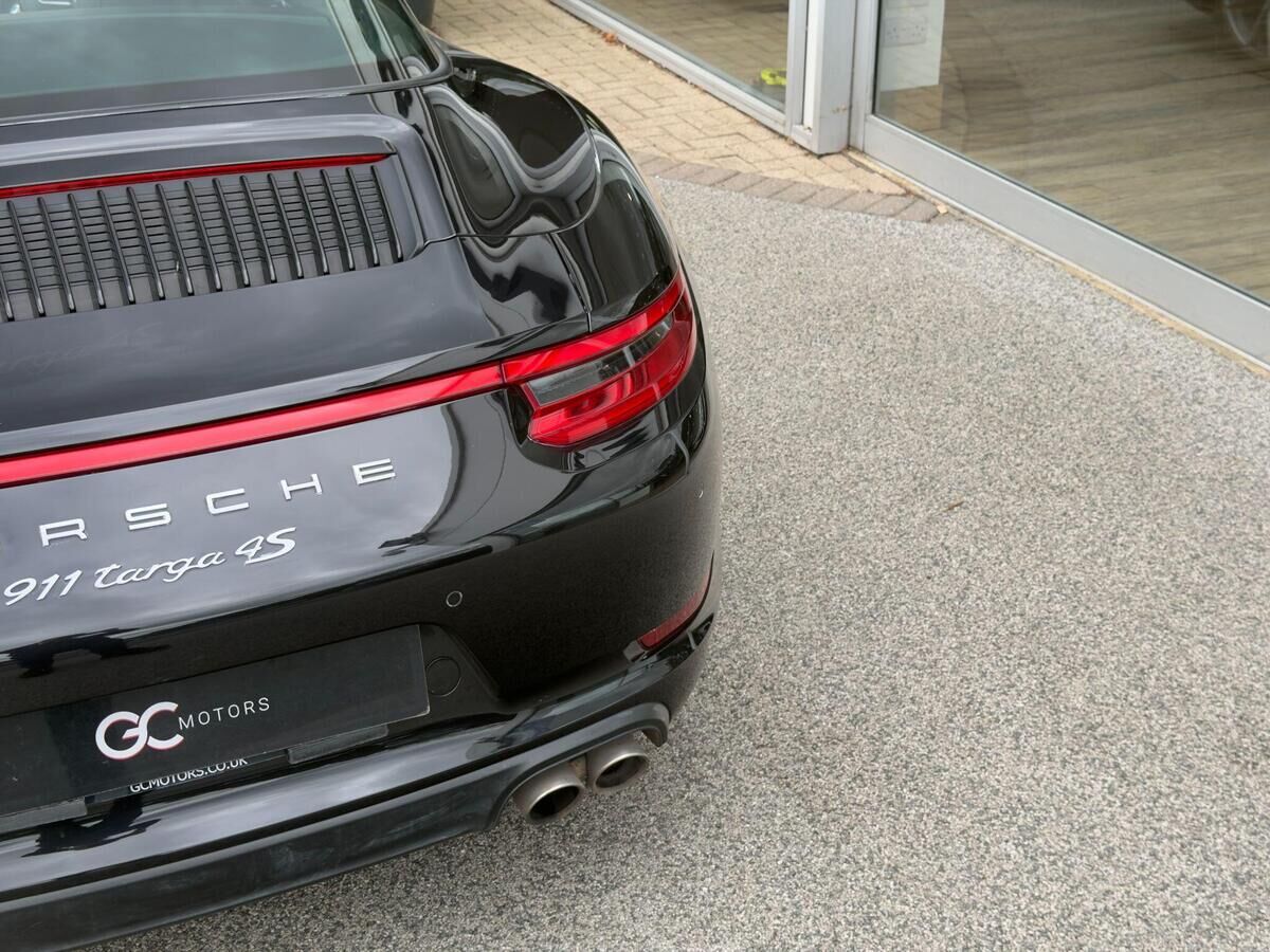 Porsche 911 911 Gallery Image