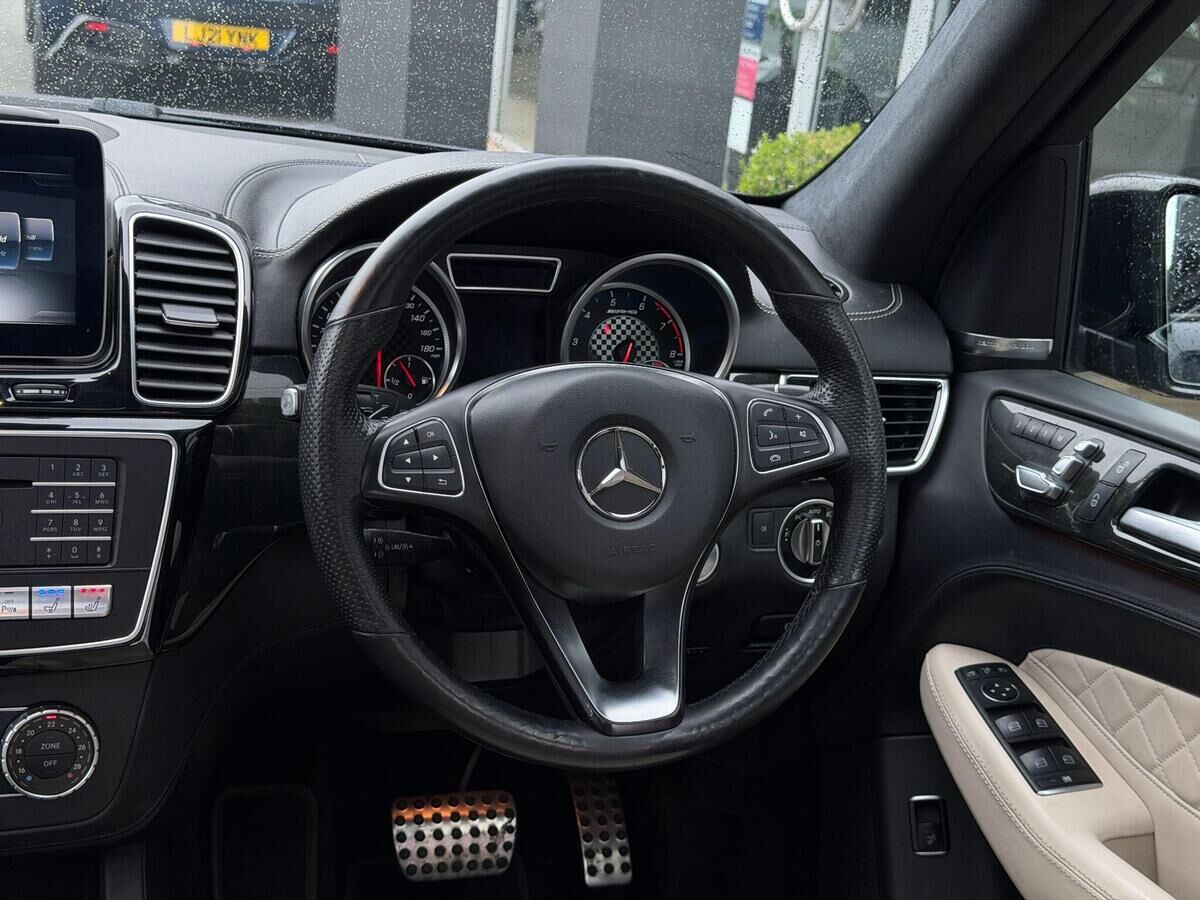 Mercedes-Benz GLE GLE Gallery Image
