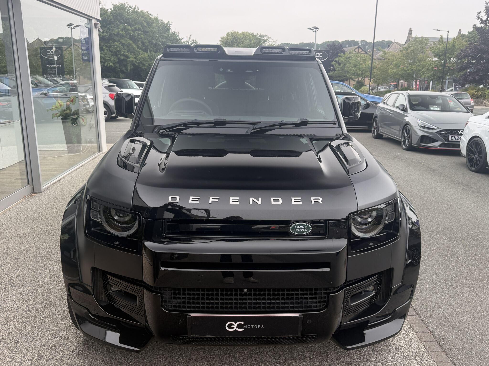Land Rover Defender 90 Defender 90 Gallery Image