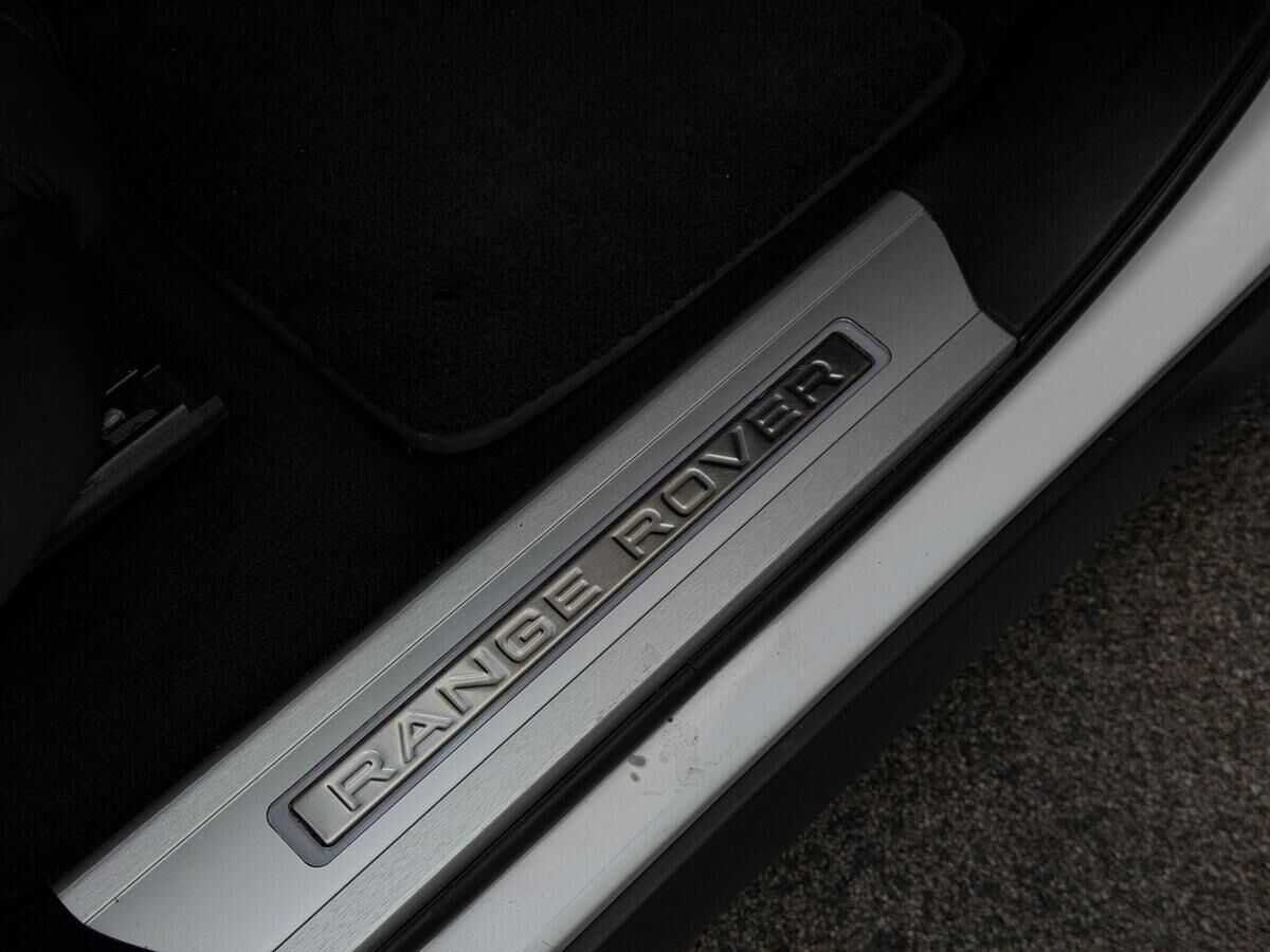 Land Rover Range Rover Sport Range Rover Sport Gallery Image