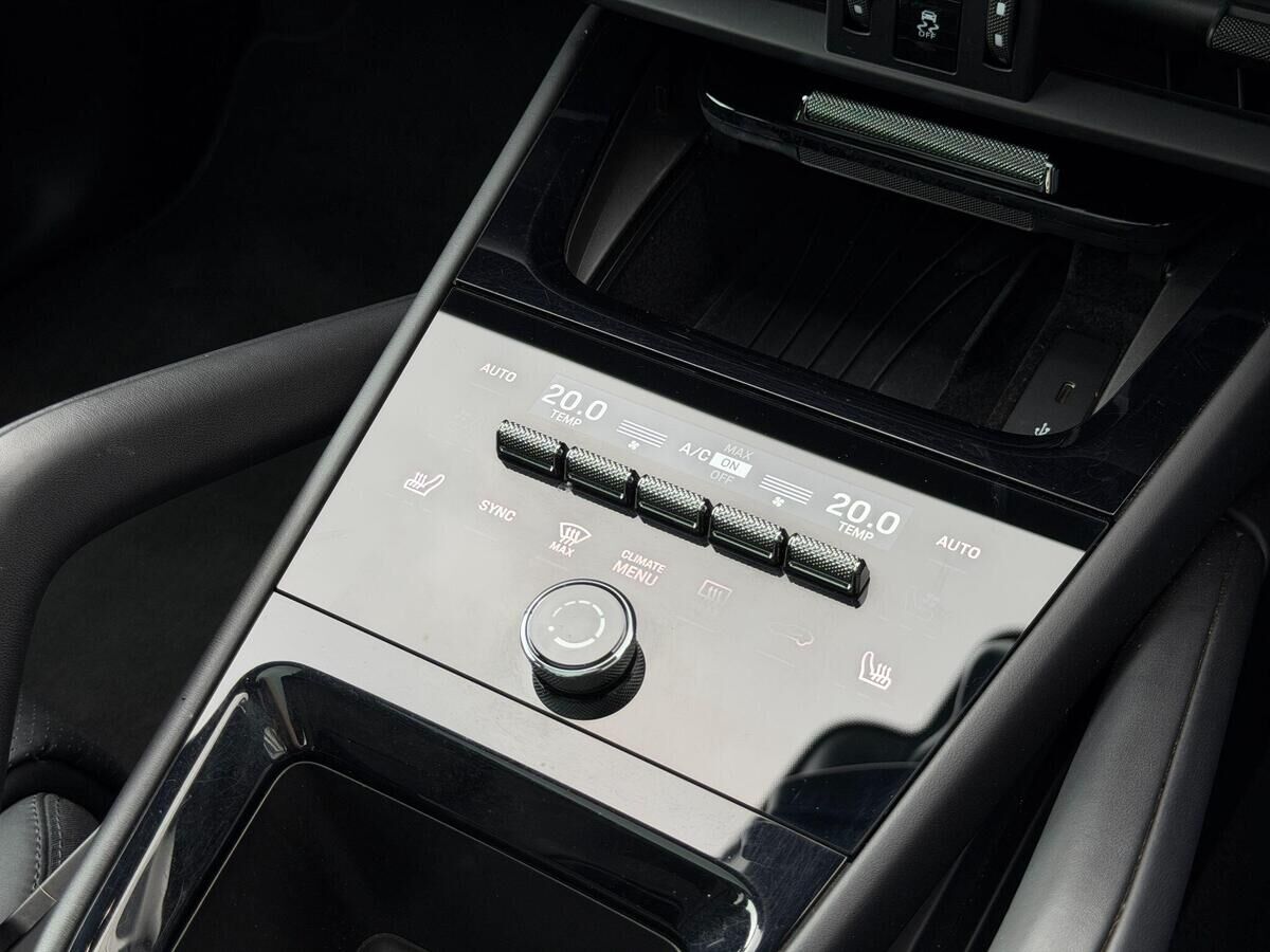Porsche Cayenne Cayenne Gallery Image