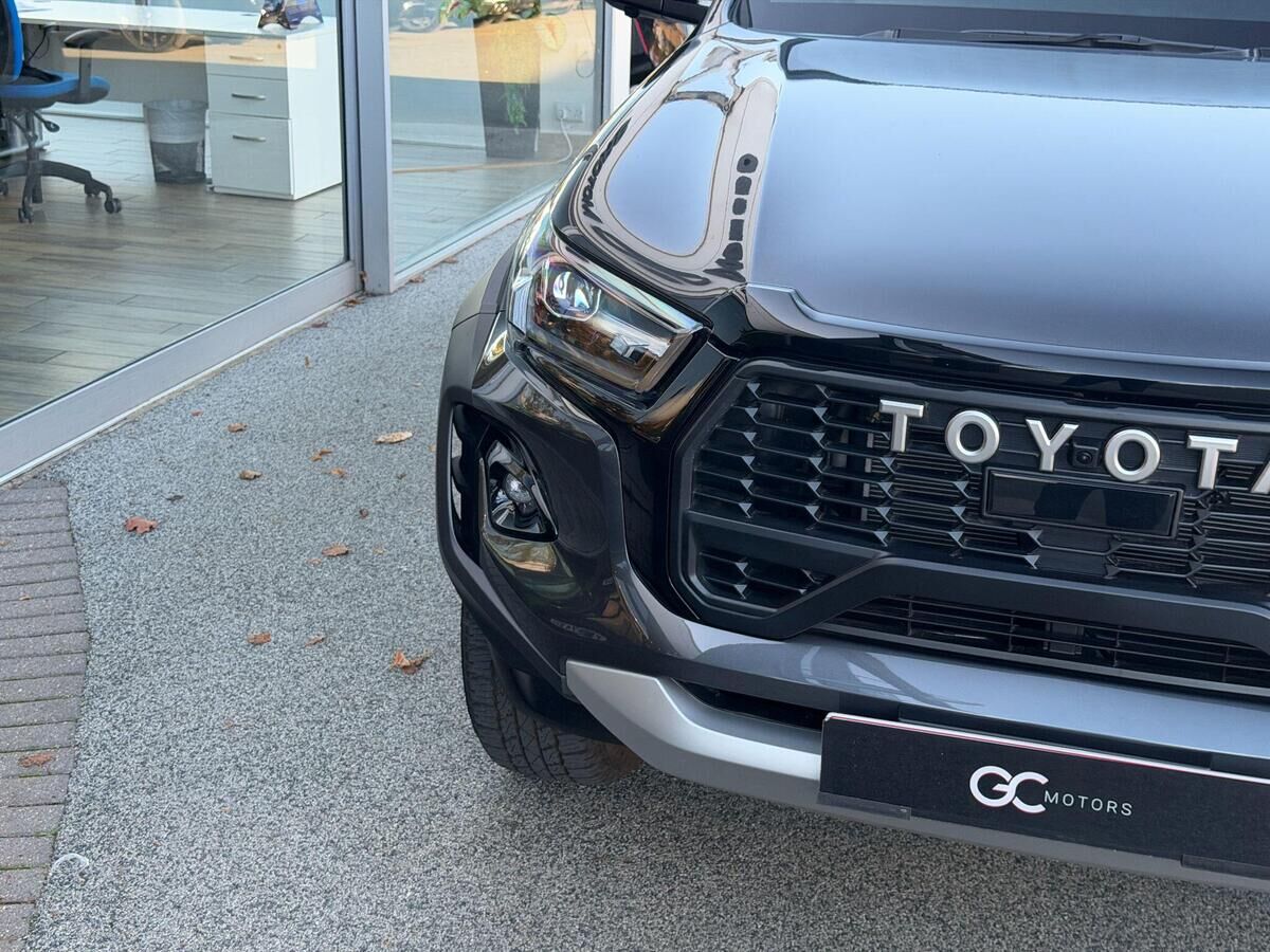 Toyota Hilux Hilux Gallery Image
