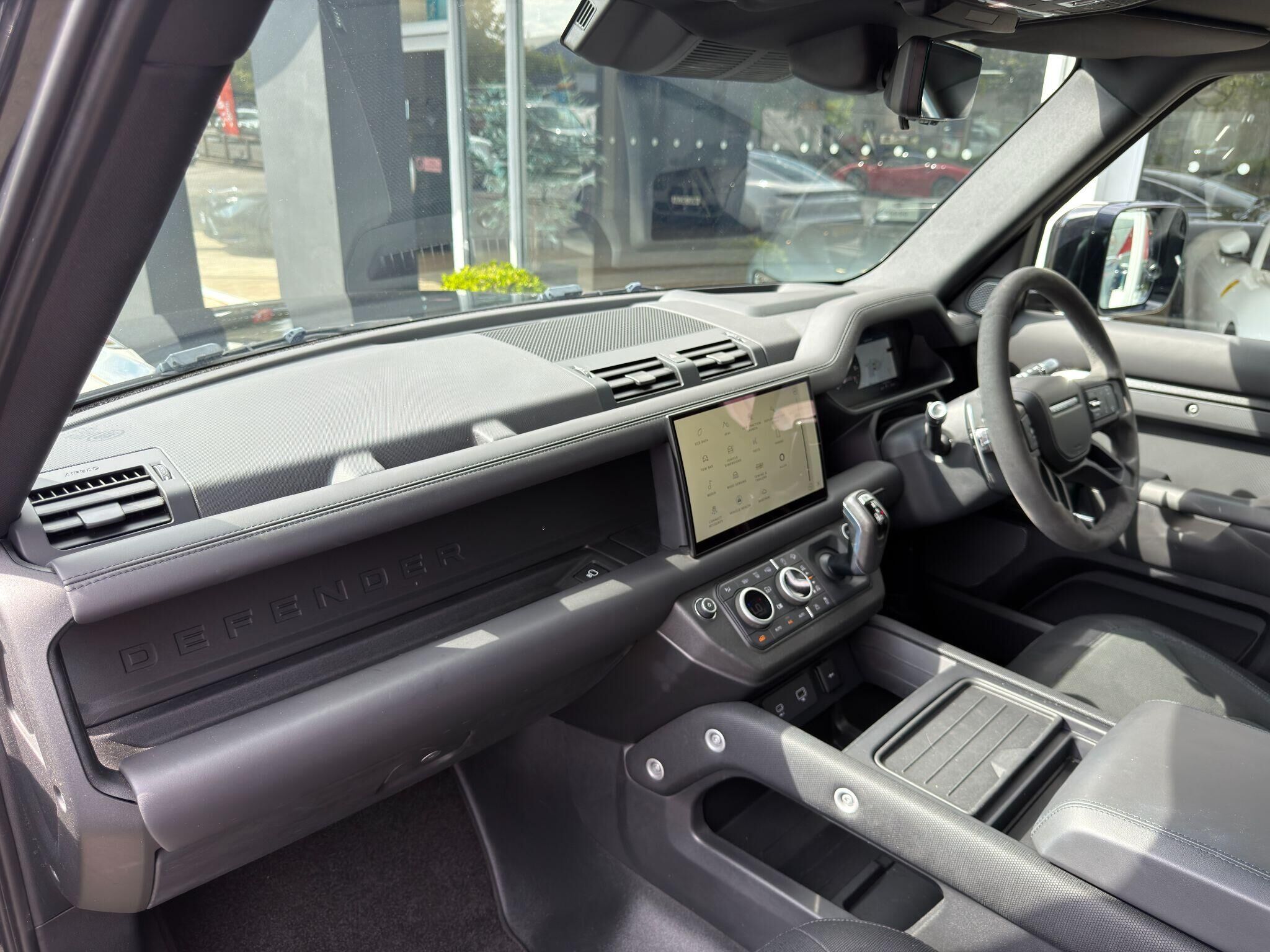 Land Rover Defender 110 Defender 110 Gallery Image