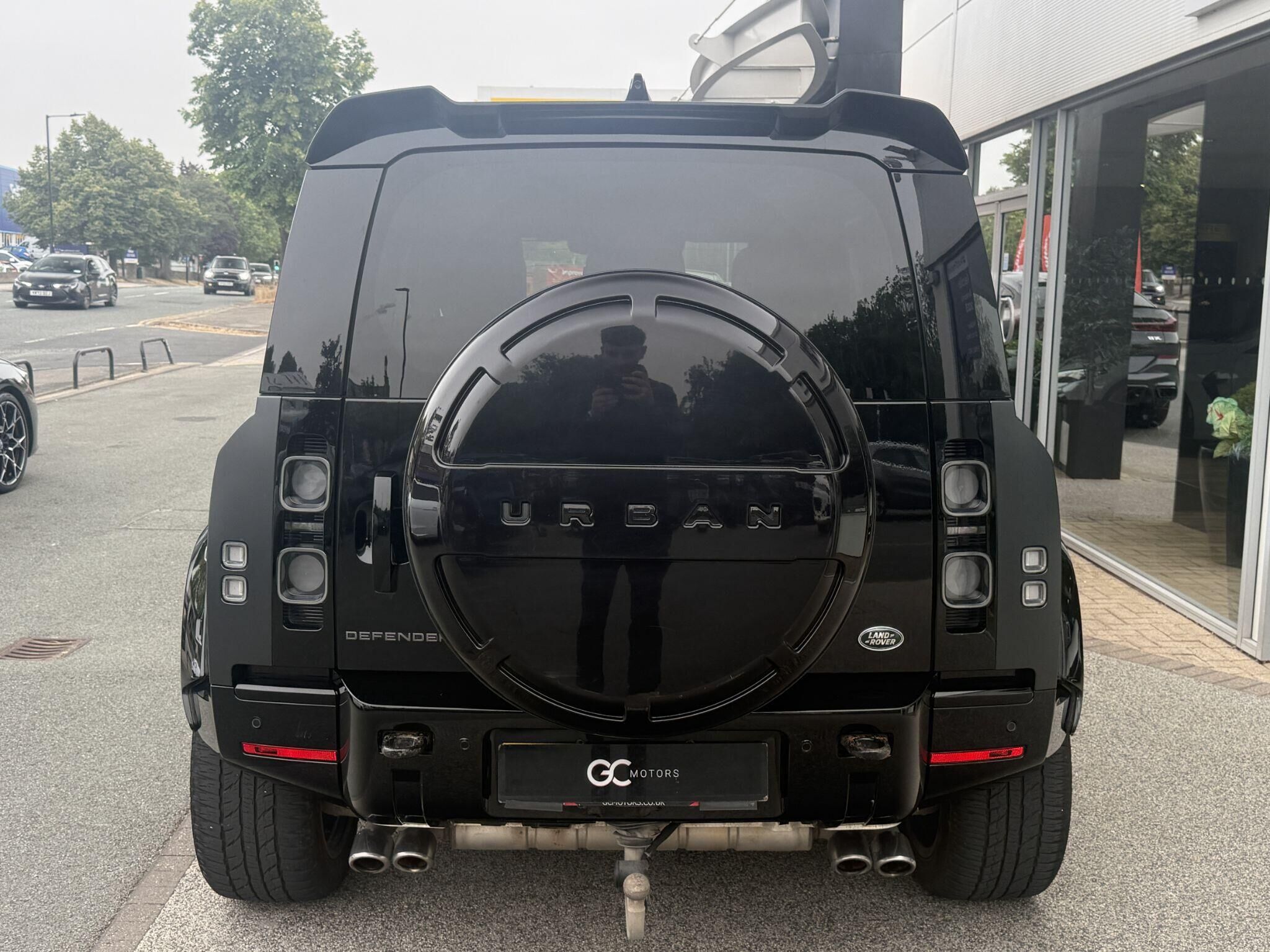 Land Rover Defender 90 Defender 90 Gallery Image