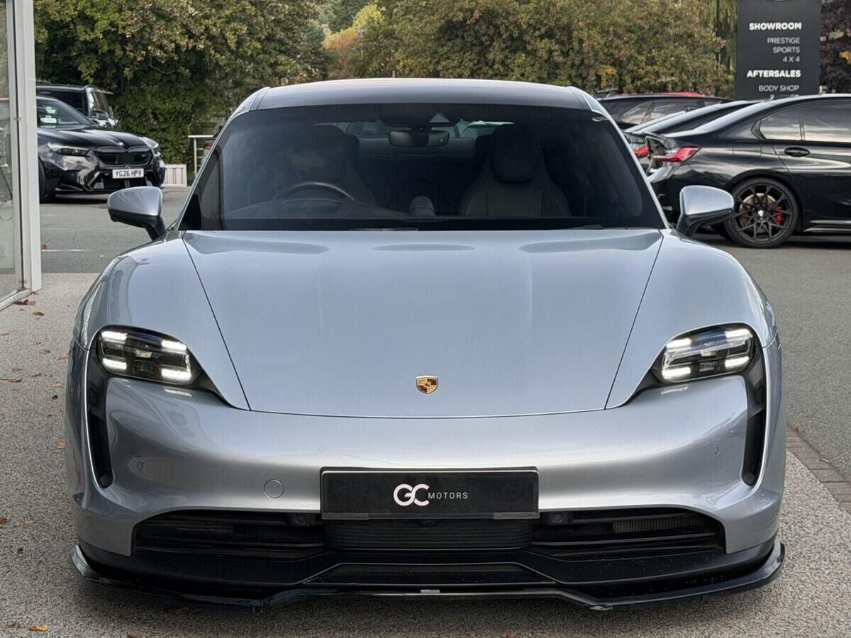 Porsche Taycan Taycan Gallery Image