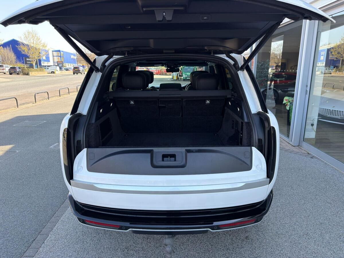 Land Rover Range Rover Range Rover Gallery Image