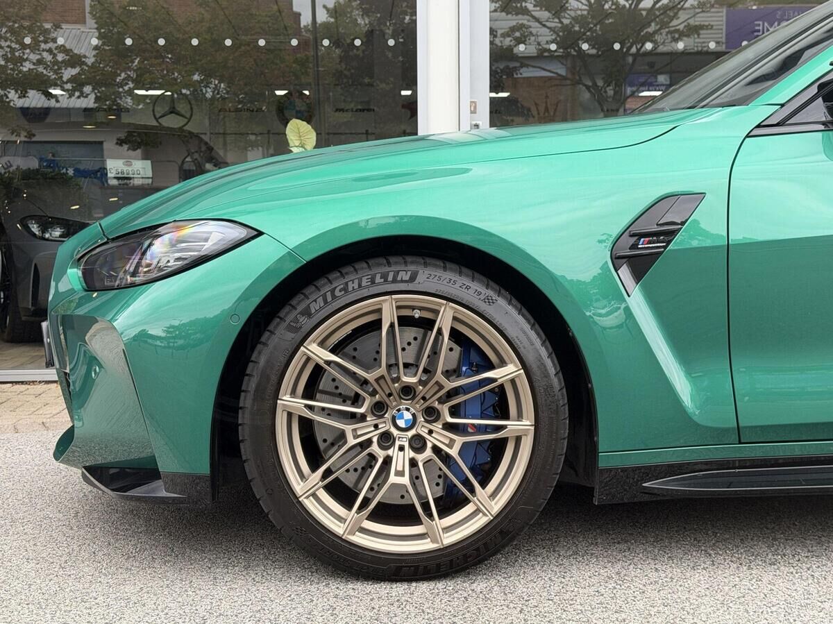 BMW M4 M4 Gallery Image
