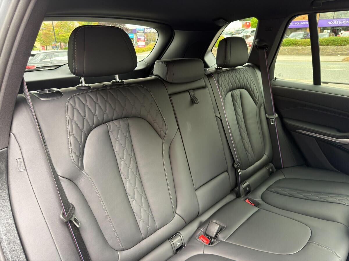 BMW X5 X5 Gallery Image