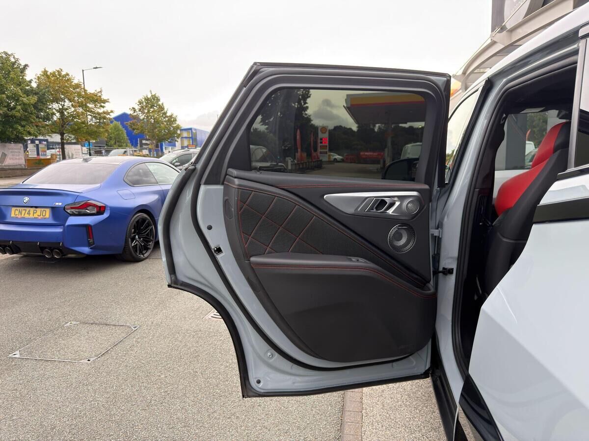BMW XM XM Gallery Image
