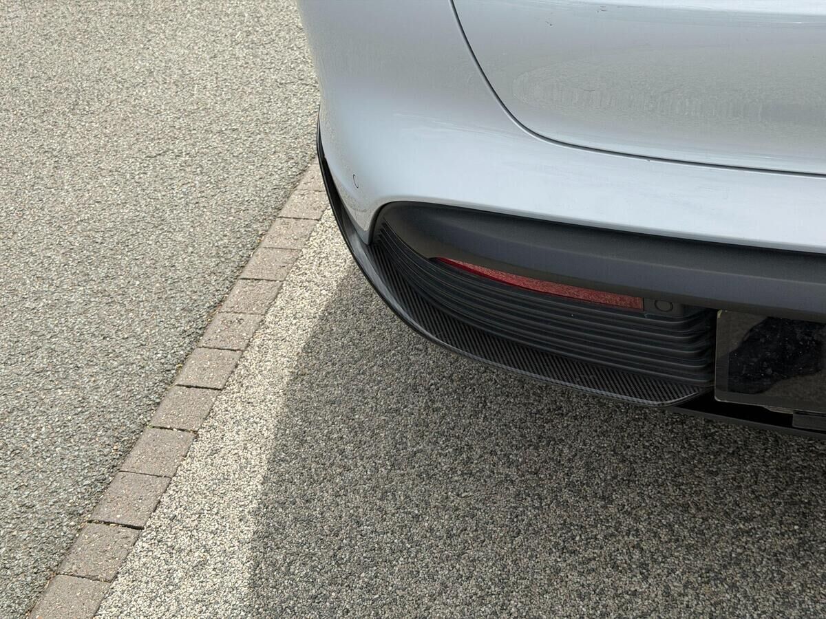Porsche Taycan Taycan Gallery Image