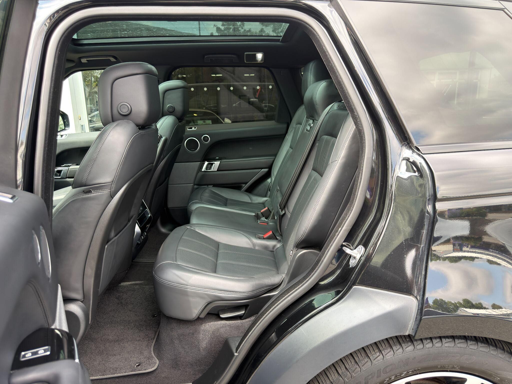 Land Rover Range Rover Sport Range Rover Sport Gallery Image