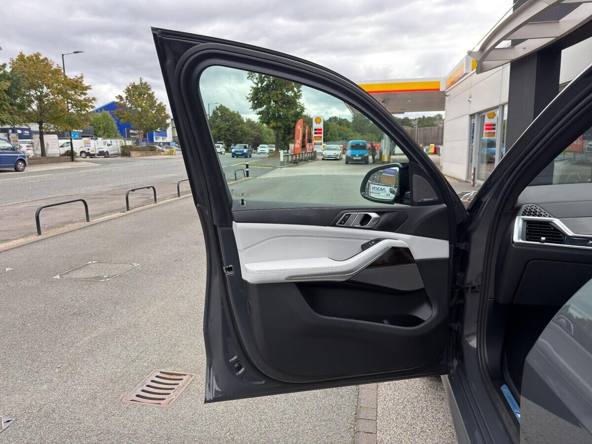 BMW X5 X5 Gallery Image