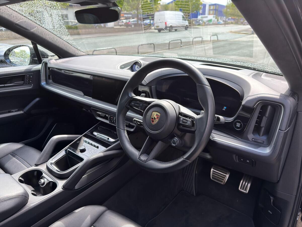 Porsche Cayenne Cayenne Gallery Image
