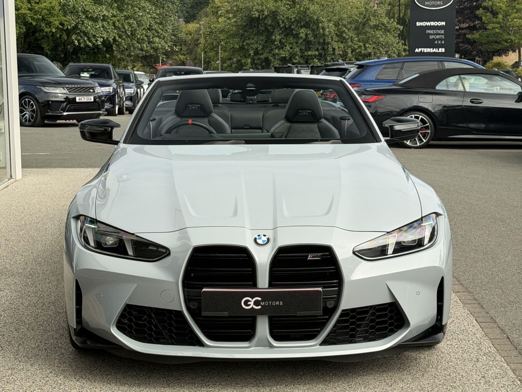 BMW M4 M4 Gallery Image