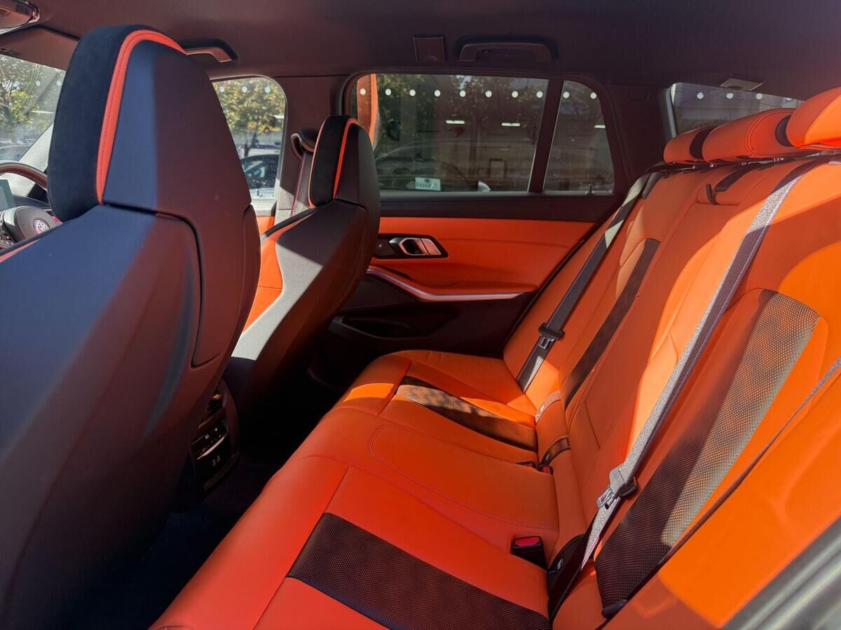 BMW M3 M3 Gallery Image