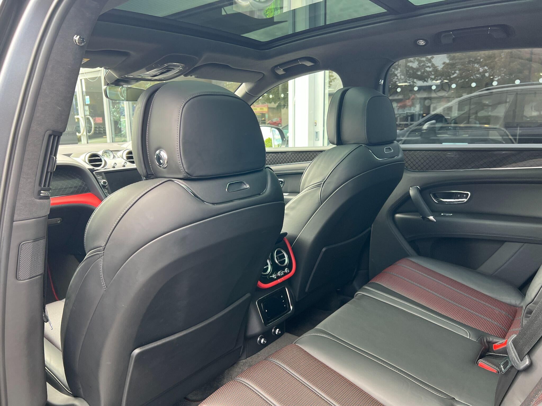 Bentley Bentayga Bentayga Gallery Image