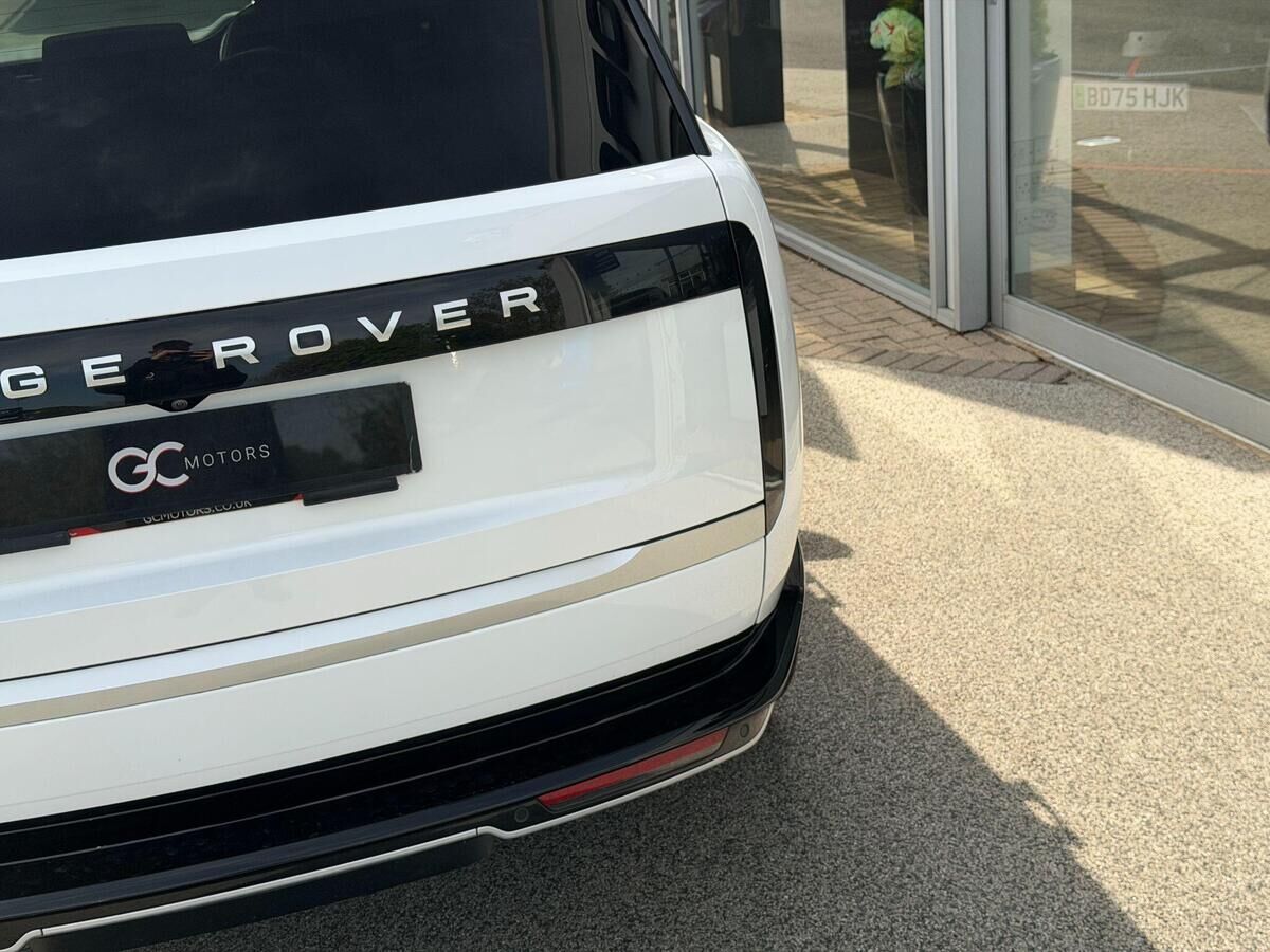 Land Rover Range Rover Range Rover Gallery Image