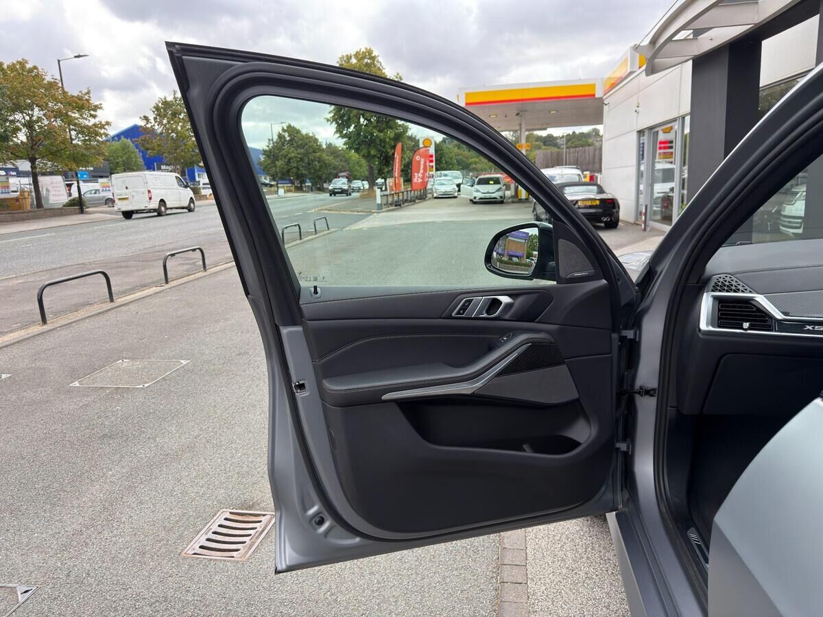 BMW X5 X5 Gallery Image