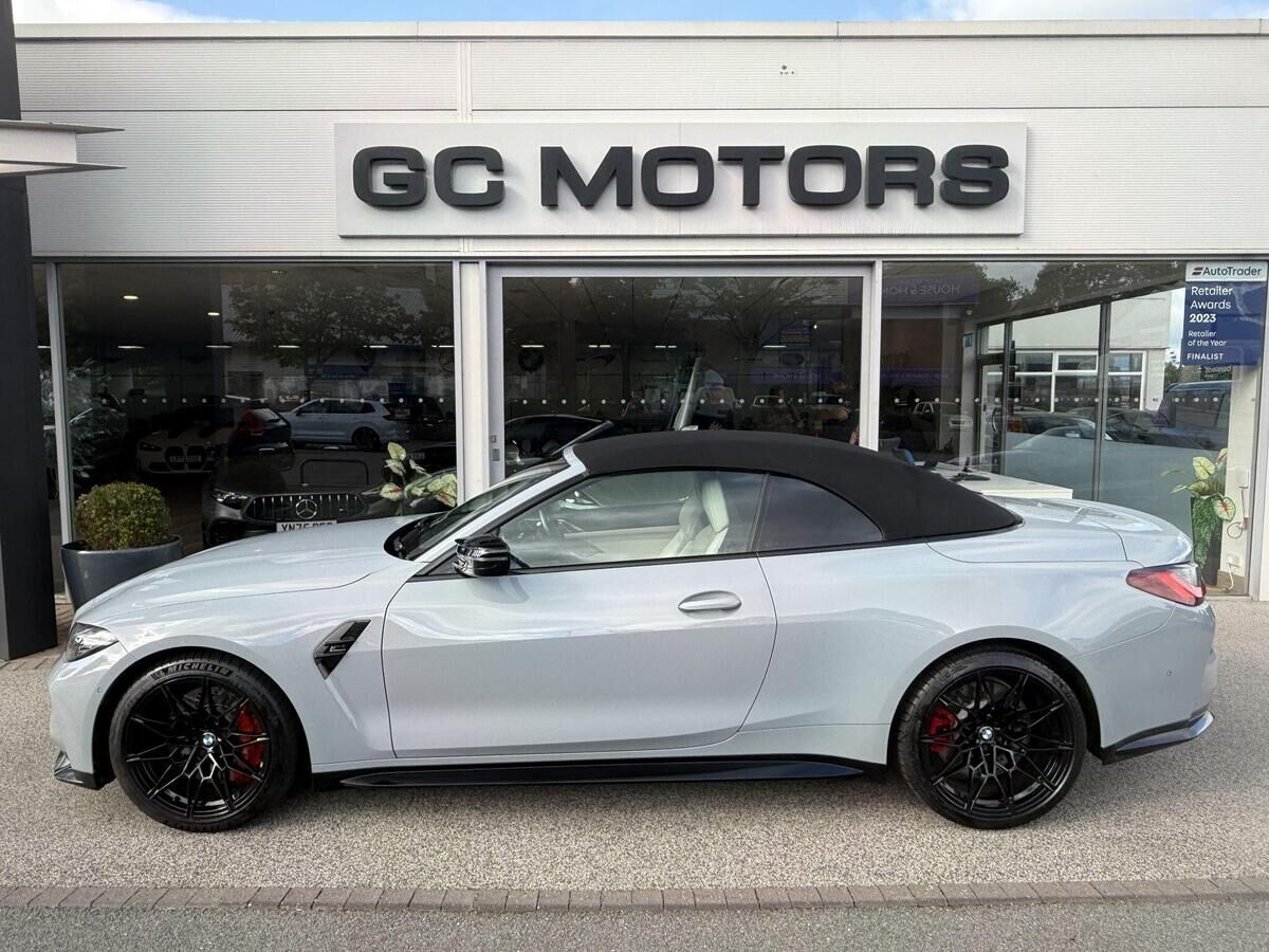 BMW M4 M4 Gallery Image