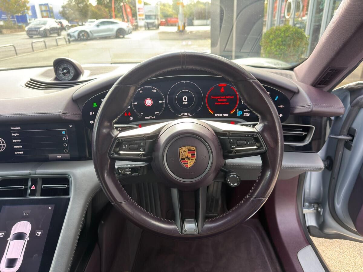 Porsche Taycan Taycan Gallery Image