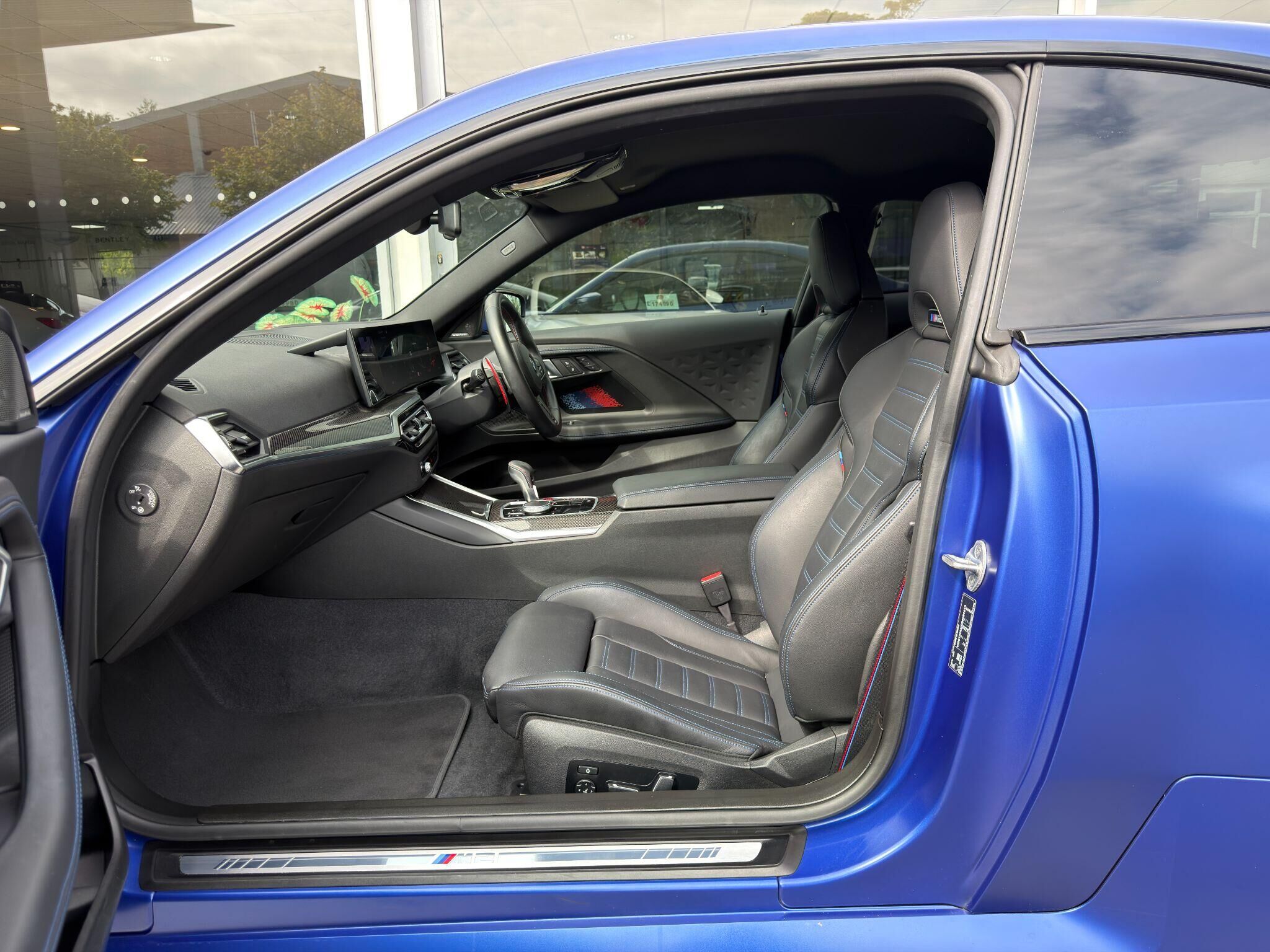 BMW M2 M2 Gallery Image