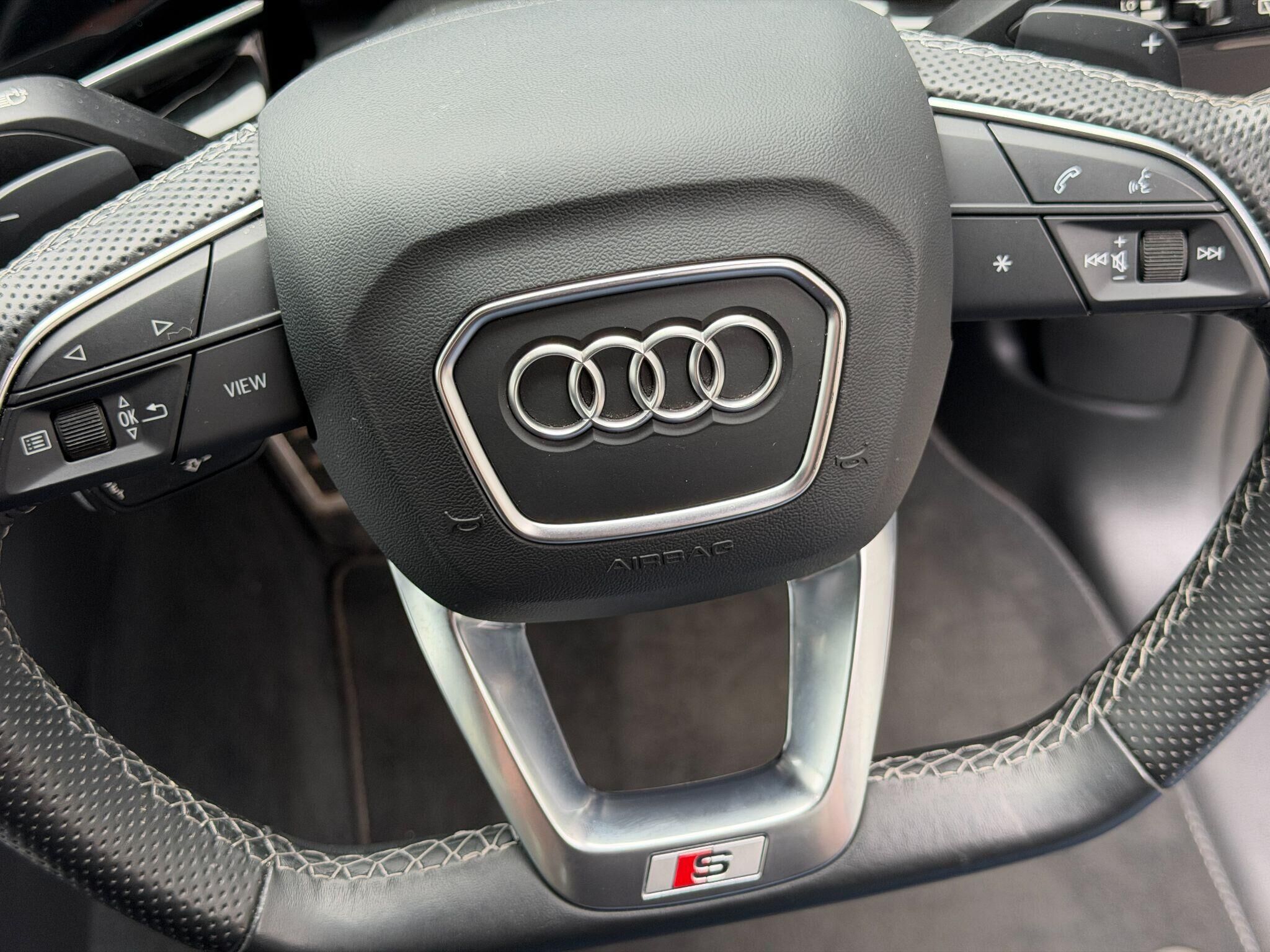 Audi Q8 Q8 Gallery Image