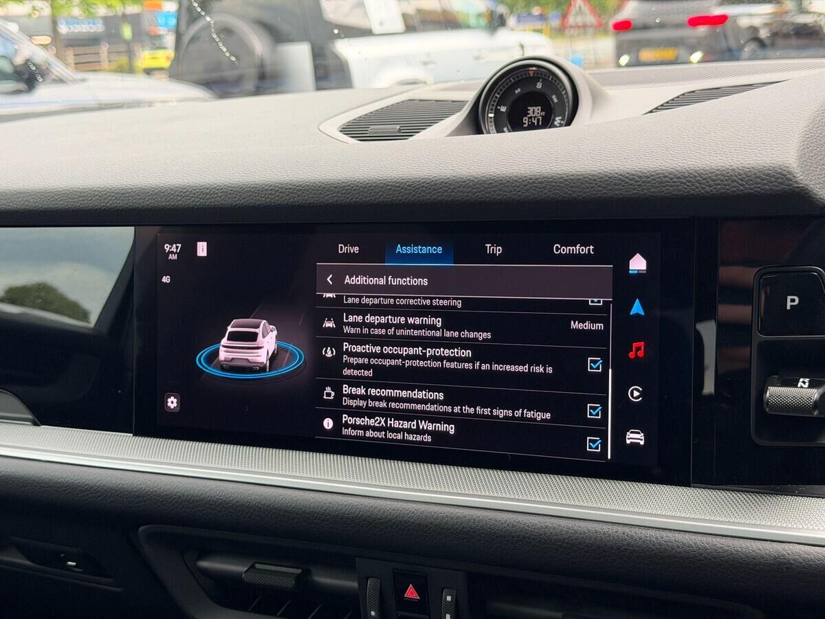 Porsche Cayenne Cayenne Gallery Image