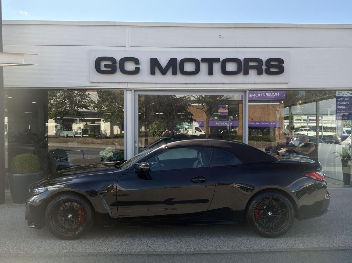BMW M4 M4 Gallery Image