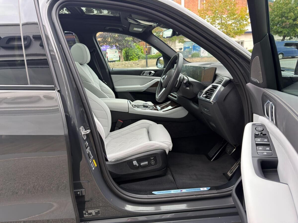 BMW X5 X5 Gallery Image